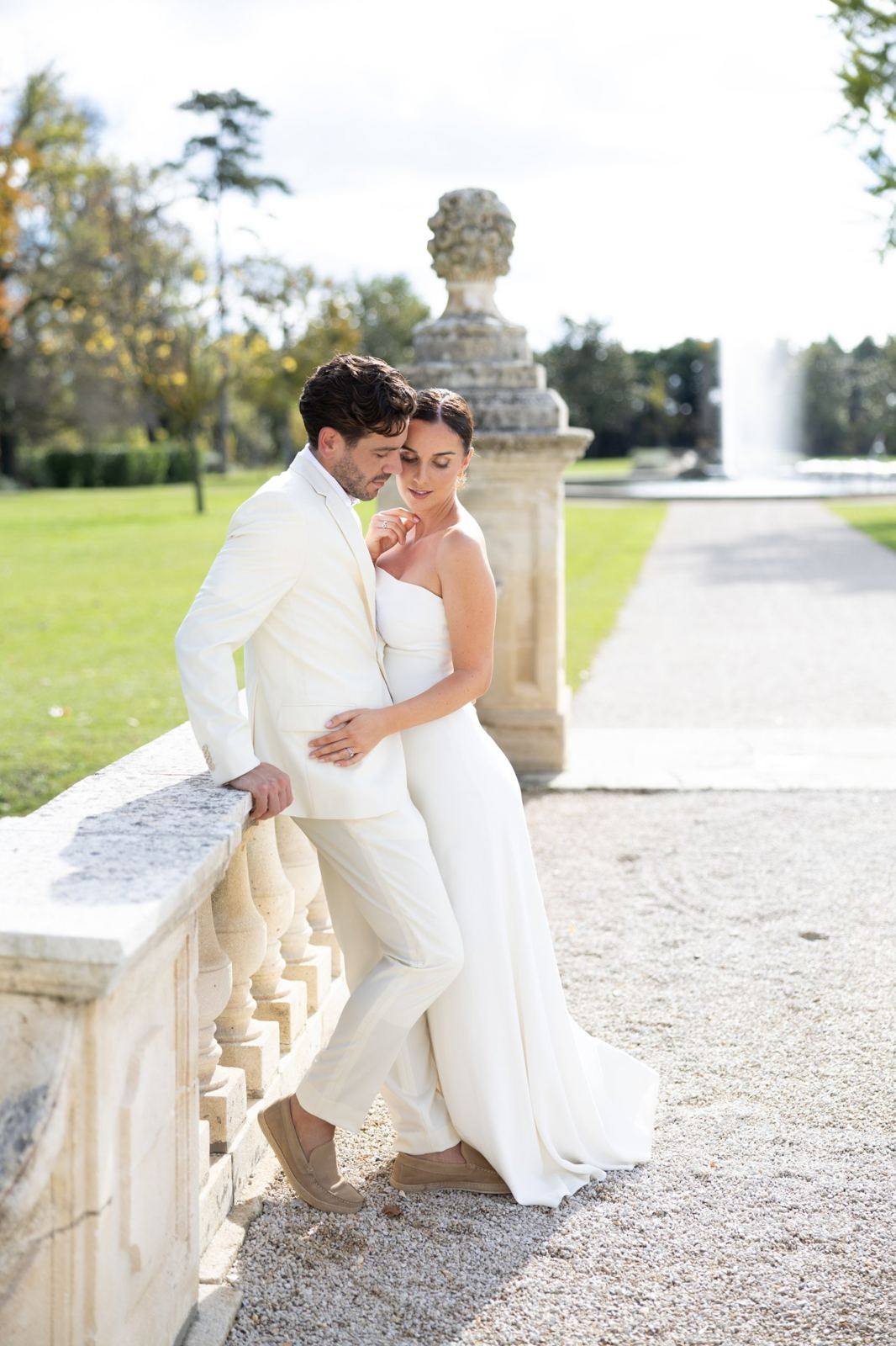 Couple at a stone balustrade