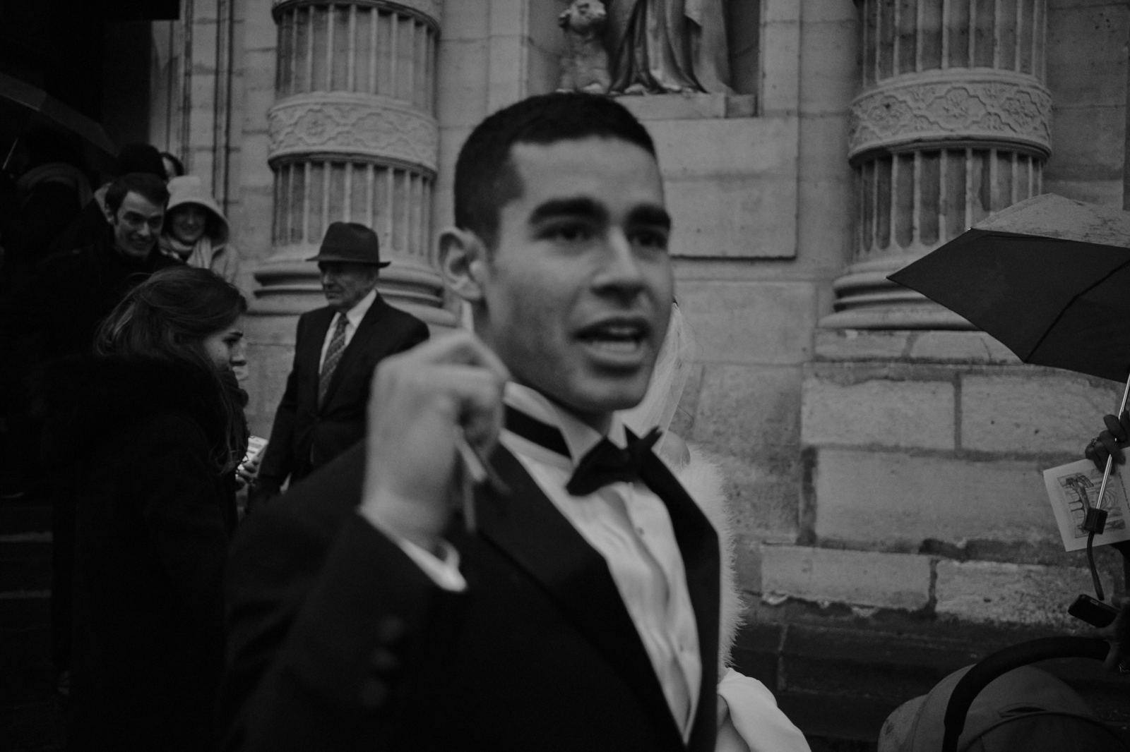 Groom holding up the car keys